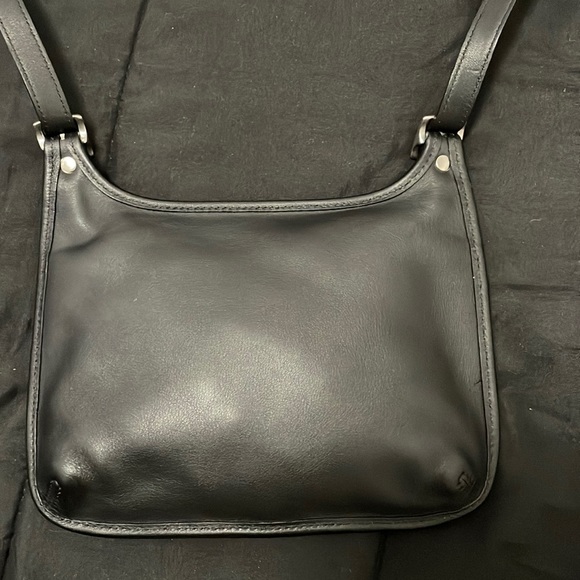 LIKE NEW VINTAGE COACH MINI HIPPIE FLAP IN BLACK AND NICKEL - Picture 7 of 7